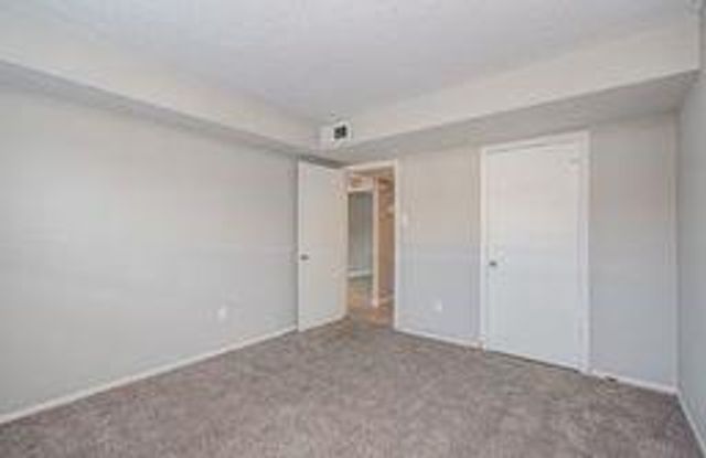 11609 Chimney Rock Road B, Houston, TX 77035
