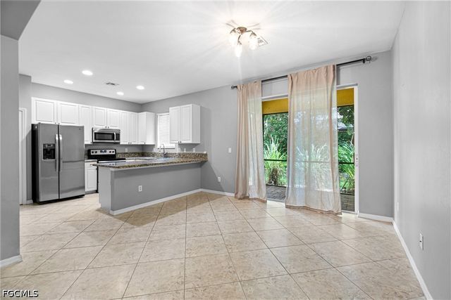 10191 Tin Maple DR 88, Estero, FL 33928