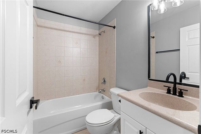 10191 Tin Maple DR 88, Estero, FL 33928