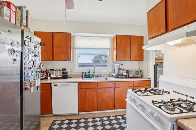 703 Capitol St, Vallejo, CA 94590