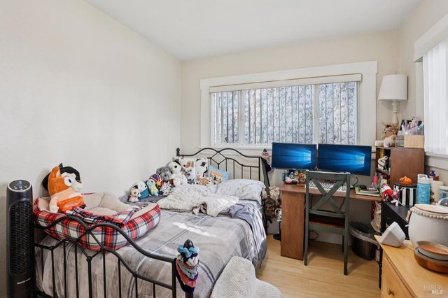 703 Capitol St, Vallejo, CA 94590