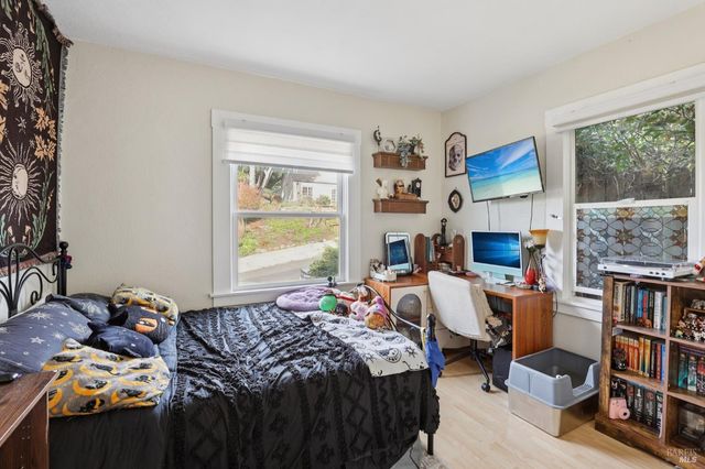 703 Capitol St, Vallejo, CA 94590