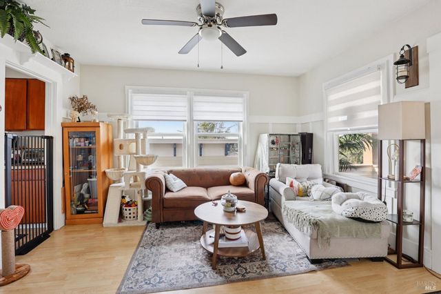 703 Capitol St, Vallejo, CA 94590