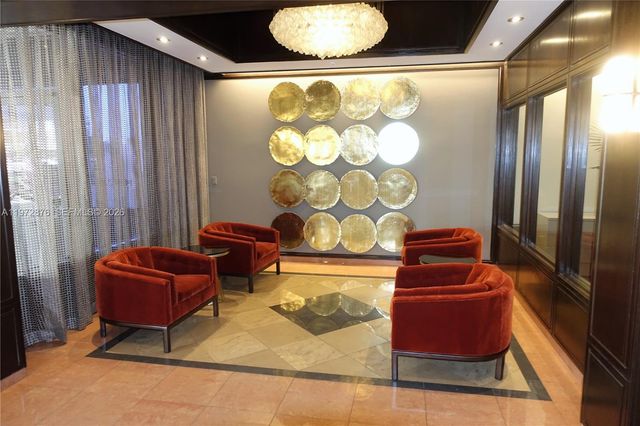 600 NE 36th St 1909, Miami, FL 33137