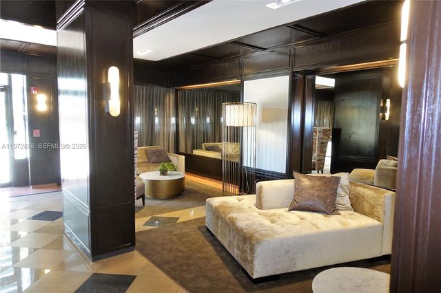 600 NE 36th St 1909, Miami, FL 33137