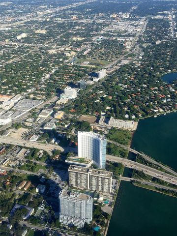 600 NE 36th St 1909, Miami, FL 33137