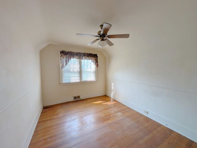 502 Dougherty Place, Flint, MI 48504