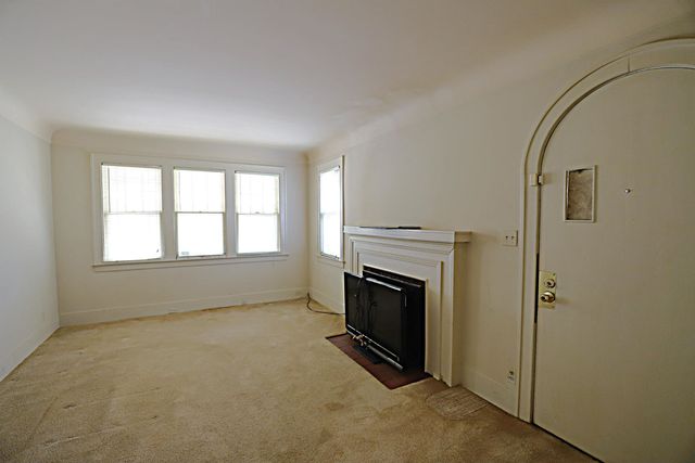 502 Dougherty Place, Flint, MI 48504