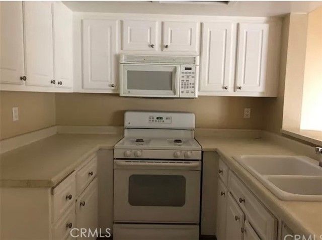 1025 N Tippecanoe 221, San Bernardino, CA 92410