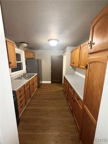 2908 Court Street, Salina, NY 13208