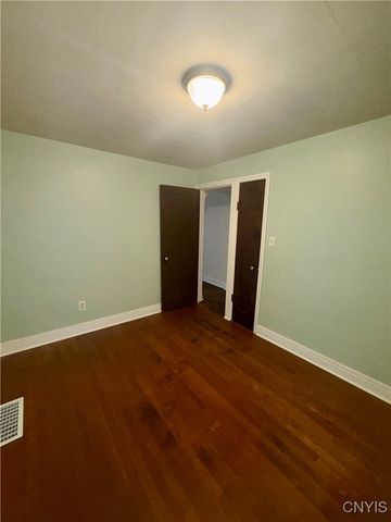 2908 Court Street, Salina, NY 13208