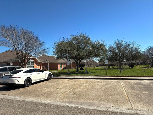 2303 Naples Dr, Ingleside, TX 78362