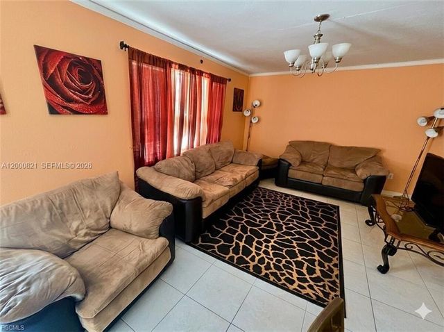 156 SW 47th Terrace 1, Cape Coral, FL 33914