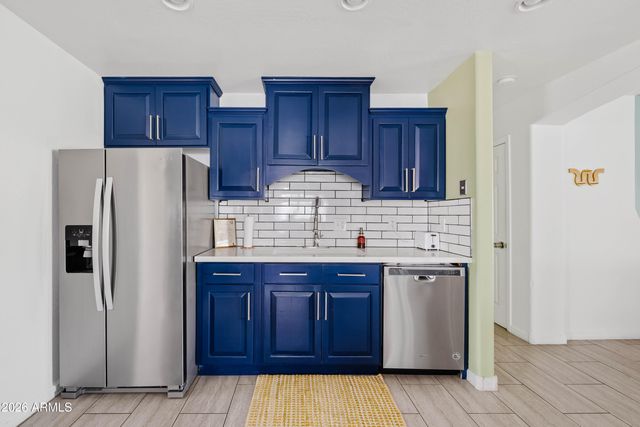 1101 E Ruth Avenue, Phoenix, AZ 85020