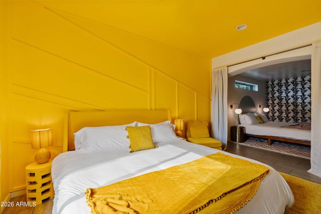 1101 E Ruth Avenue, Phoenix, AZ 85020