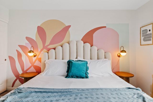 1101 E Ruth Avenue, Phoenix, AZ 85020