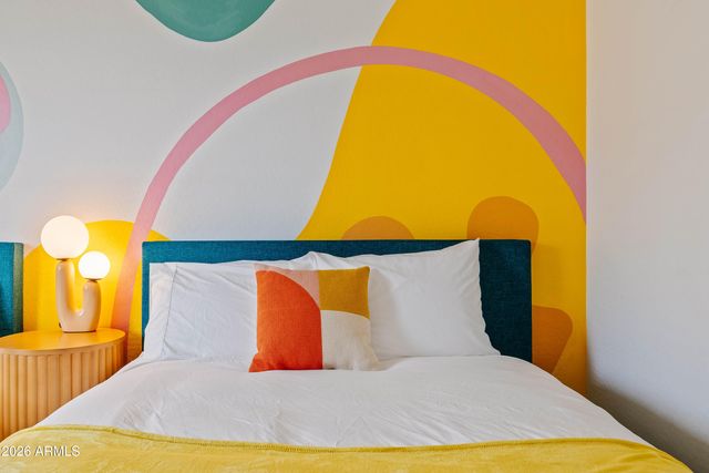 1101 E Ruth Avenue, Phoenix, AZ 85020