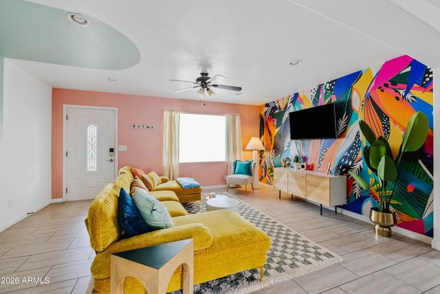 1101 E Ruth Avenue, Phoenix, AZ 85020