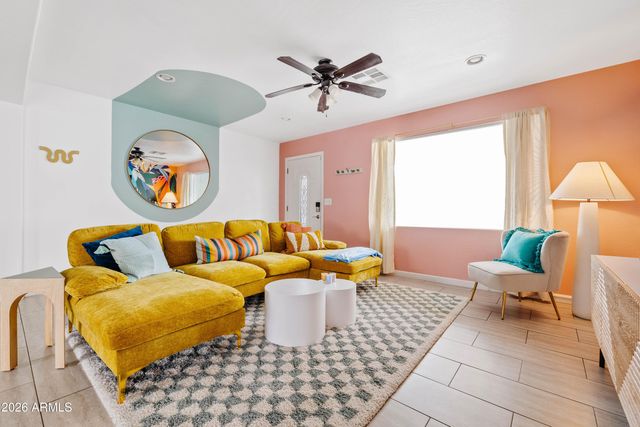 1101 E Ruth Avenue, Phoenix, AZ 85020