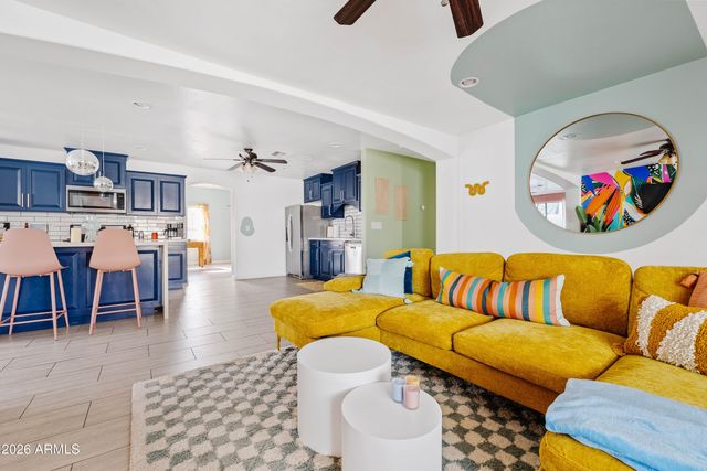 1101 E Ruth Avenue, Phoenix, AZ 85020