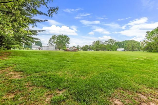 7230 Marcy Road NW, Lancaster, OH 43130