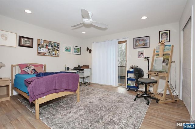 10 Romopock Court, Mahwah, NJ 07430