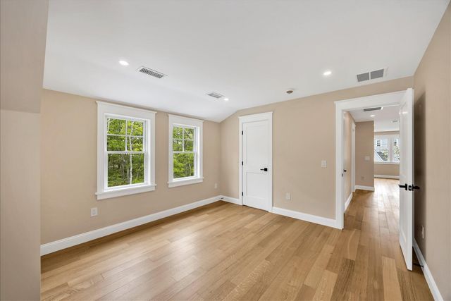 100 Spy Glass Hill Road, Cummaquid, MA 02630