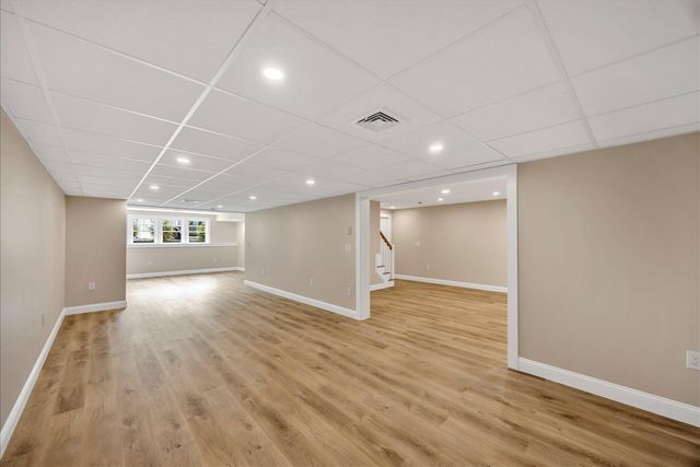 100 Spy Glass Hill Road, Cummaquid, MA 02630