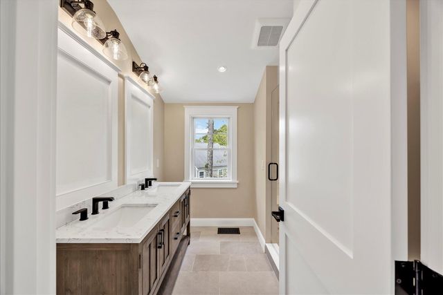 100 Spy Glass Hill Road, Cummaquid, MA 02630