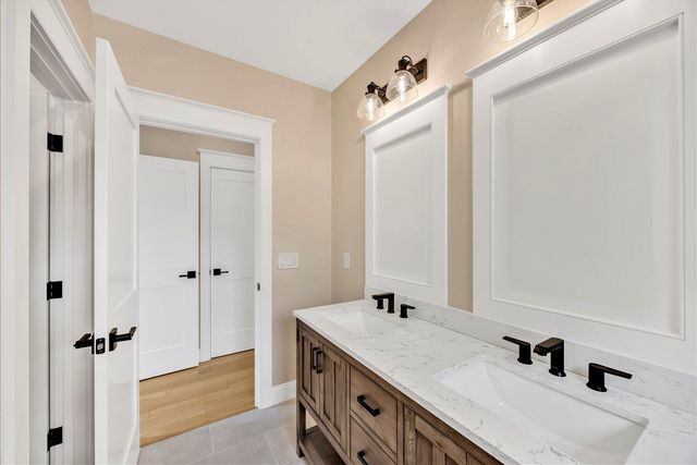 100 Spy Glass Hill Road, Cummaquid, MA 02630