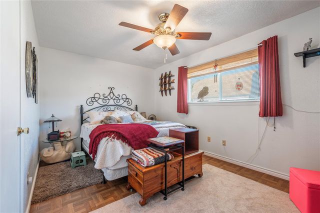 10107 Rocky Hollow Road, La Porte, TX 77571