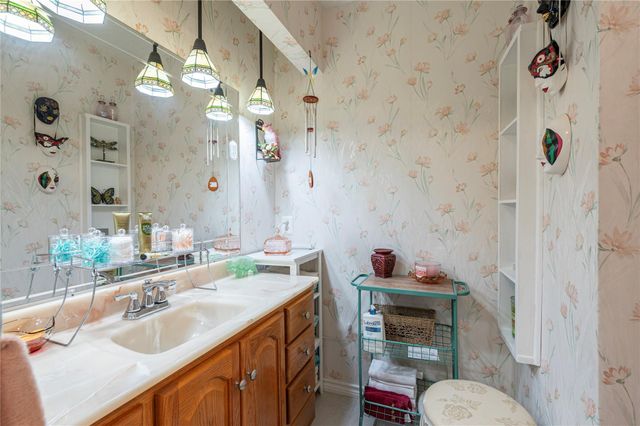 10107 Rocky Hollow Road, La Porte, TX 77571