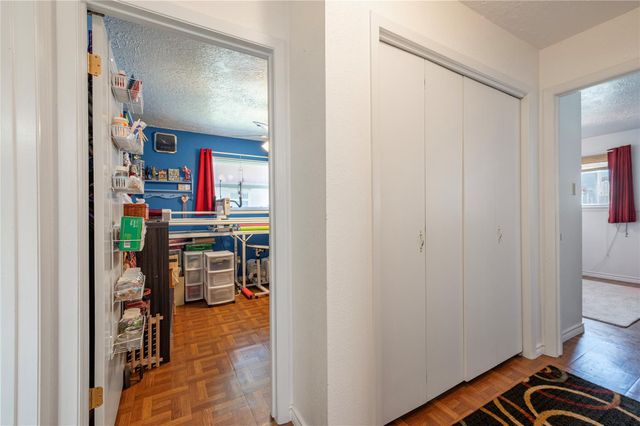 10107 Rocky Hollow Road, La Porte, TX 77571