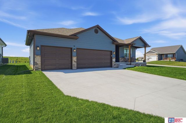 8901 Kinzie Street, Lincoln, NE 68507