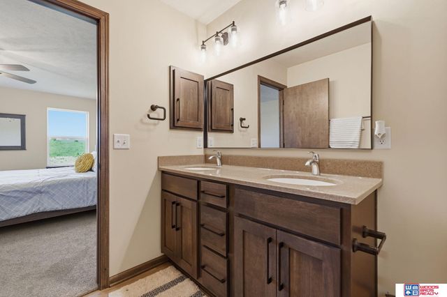8901 Kinzie Street, Lincoln, NE 68507