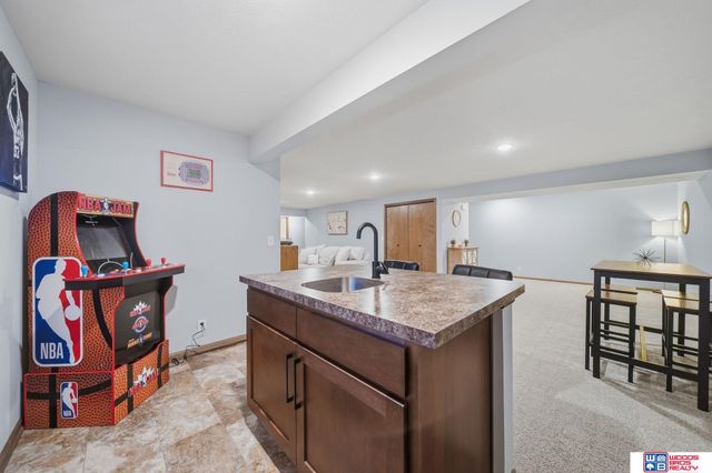 8901 Kinzie Street, Lincoln, NE 68507