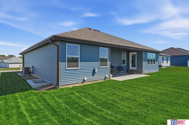 8901 Kinzie Street, Lincoln, NE 68507