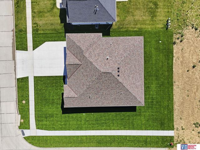 8901 Kinzie Street, Lincoln, NE 68507