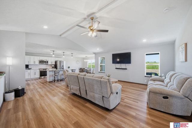 8901 Kinzie Street, Lincoln, NE 68507