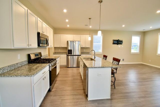 9923 Bluebird Street NW, Coon Rapids, MN 55433