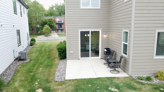 9923 Bluebird Street NW, Coon Rapids, MN 55433