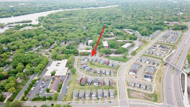 9923 Bluebird Street NW, Coon Rapids, MN 55433