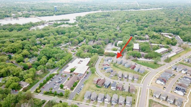9923 Bluebird Street NW, Coon Rapids, MN 55433