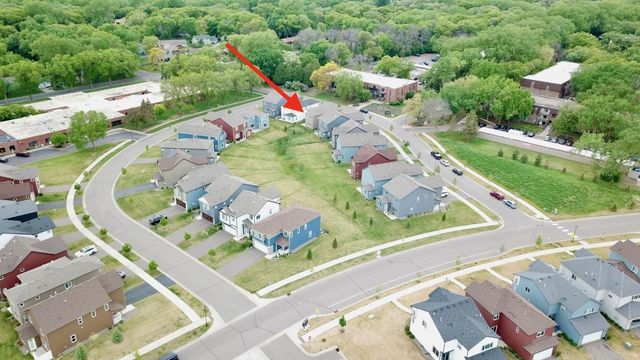 9923 Bluebird Street NW, Coon Rapids, MN 55433