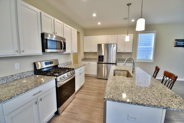 9923 Bluebird Street NW, Coon Rapids, MN 55433