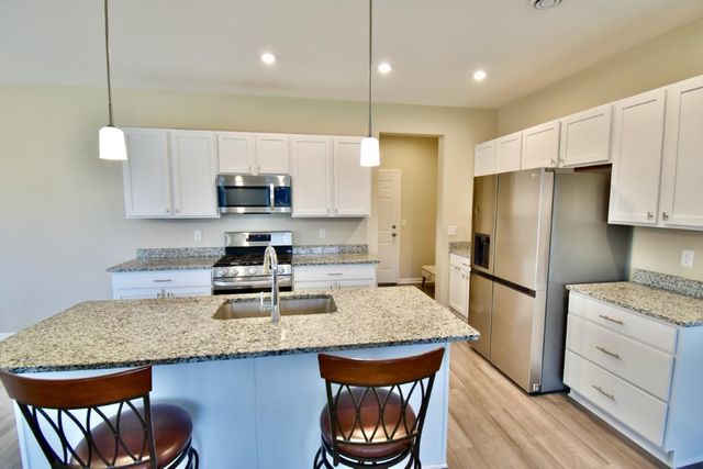 9923 Bluebird Street NW, Coon Rapids, MN 55433