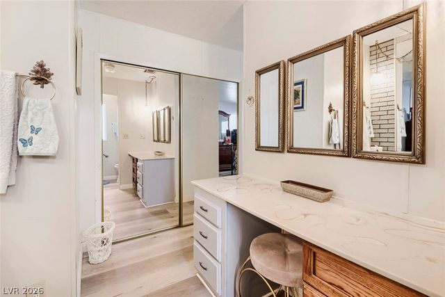 5107 Royal Avenue 235, Las Vegas, NV 89103