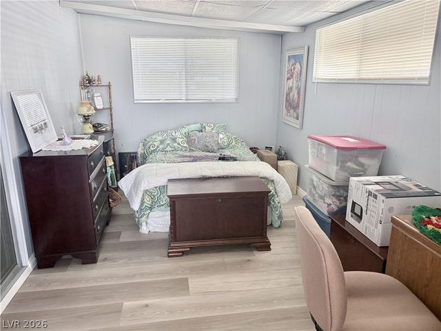 5107 Royal Avenue 235, Las Vegas, NV 89103