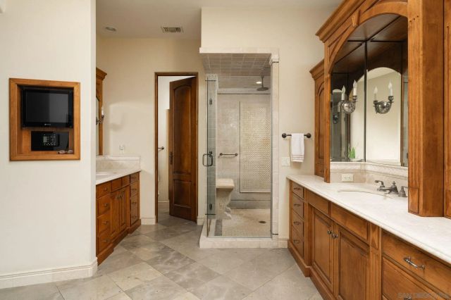 271 Ocean View Ave, Del Mar, CA 92014