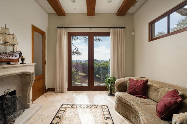 271 Ocean View Ave, Del Mar, CA 92014